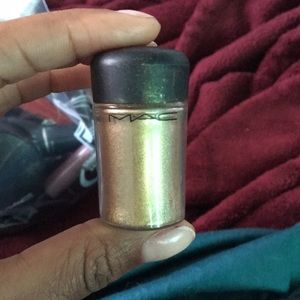 MAC pigment eyeshadow
